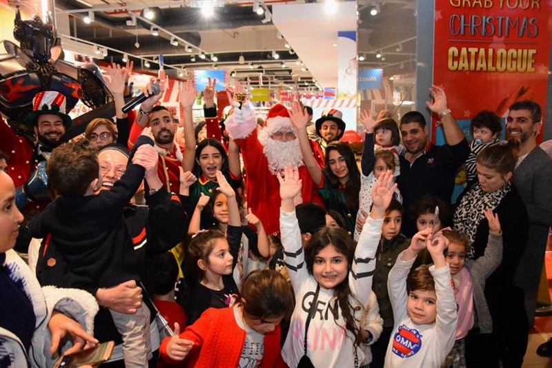 Biggest Christmas Reveal event at Toy Store-ABC Verdun